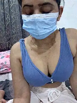 Snapshot of Aarti909090 chatting on 29, 5, 2026 Aarti909090 online show from 29, 5, 2026