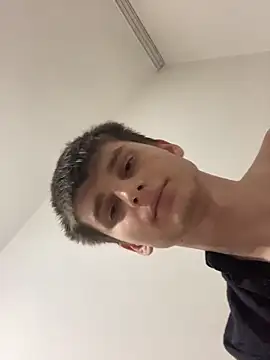 Snapshot of zackdelfon chatting on 23, 11, 2025 zackdelfon online show from 23, 11, 2025