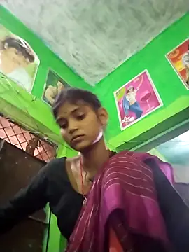 Jooli cuty online show from 7, 4, 2026