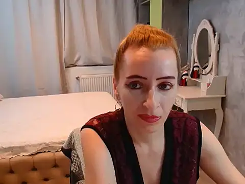 AnneDevrim online show from 11, 11, 2025