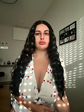 Snapshot of jojoa23 chatting on 19, 11, 2025 jojoa23 online show from 19, 11, 2025