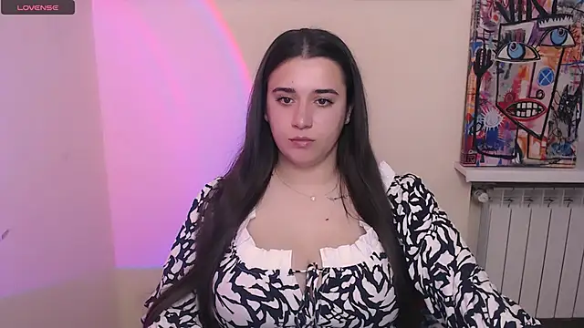 Snapshot of AlinaDoll_ chatting on 8, 5, 2026 AlinaDoll online show from 8, 5, 2026
