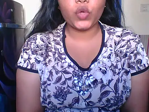 Snapshot of Mathi_cam chatting on 13, 1, 2026 Mathi cam online show from 13, 1, 2026