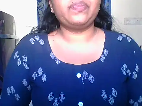 Snapshot of Mathi_cam chatting on 14, 1, 2026 Mathi cam online show from 14, 1, 2026
