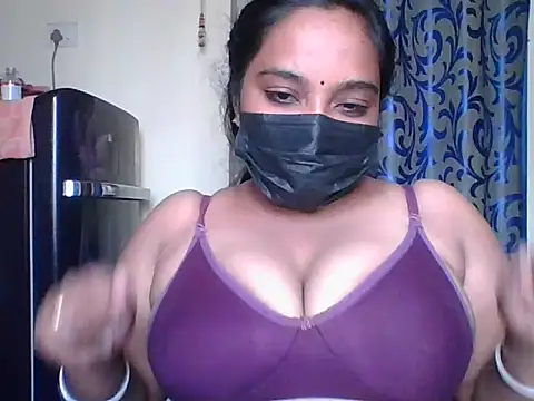 Snapshot of Mathi_cam chatting on 23, 3, 2026 Mathi cam online show from 23, 3, 2026