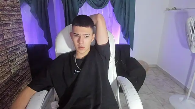 Aleck Boy online show from 20, 11, 2025