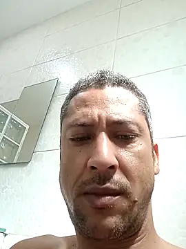 Snapshot of Arrombador20 chatting on 2, 4, 2026 Arrombador20 online show from 2, 4, 2026