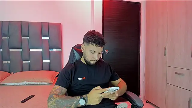 Snapshot of noah_corvelle chatting on 7, 11, 2025 noah corvelle online show from 7, 11, 2025