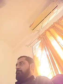 Snapshot of RubyEntity chatting on 8, 11, 2025 RubyEntity online show from 8, 11, 2025