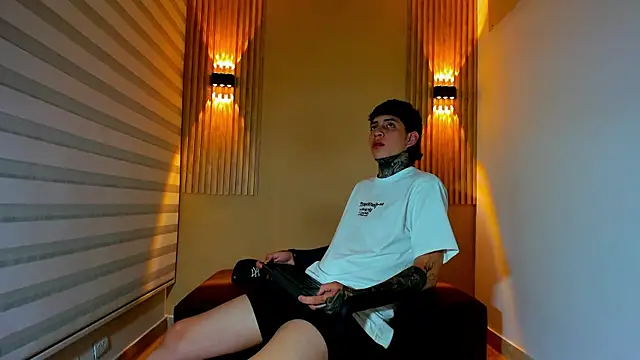 DANTE ARMSTRONG online show from 8, 11, 2025