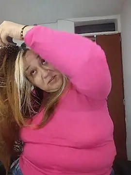 Snapshot of sharon-D chatting on 11, 11, 2025 sharon-D online show from 11, 11, 2025