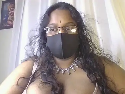 hootypriya online show from 1, 7, 2026