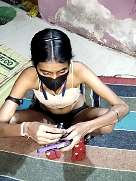 Snapshot of Thaper_Meera2 chatting on 29, 11, 2025 Thaper Meera2 online show from 29, 11, 2025