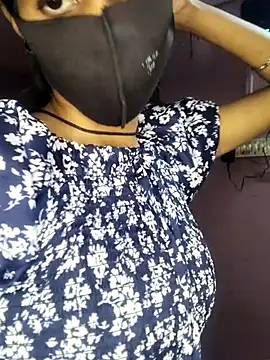 Snapshot of Thaper_Meera2 chatting on 16, 12, 2025 Thaper Meera2 online show from 16, 12, 2025