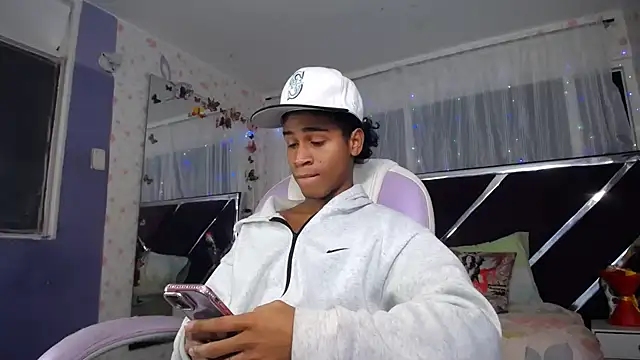 Santy bigcock 01 online show from 3, 6, 2026