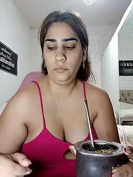 nahiarabiel33 online show from 11, 2, 2026