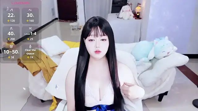 Nina37 online show from 8, 5, 2026