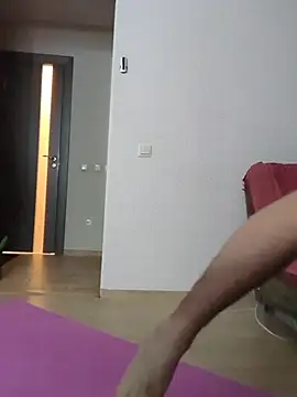 lucky swimmer online show from 28, 11, 2025