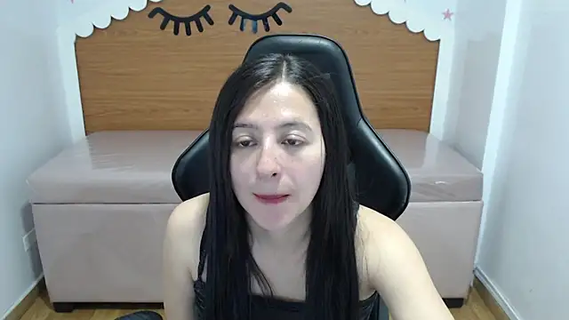 scarlett percy t online show from 22, 11, 2025