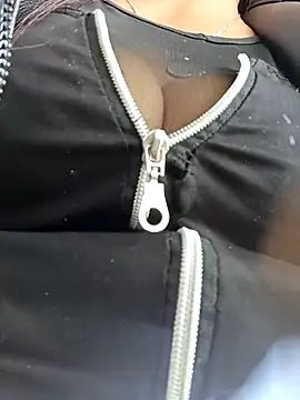 misshot 02 online show from 4, 12, 2025