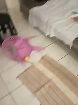 Snapshot of _-_-_putinha chatting on 5, 11, 2025 - - putinha online show from 5, 11, 2025