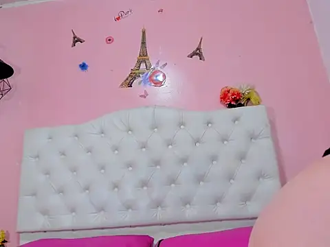 Snapshot of Cintya_lust69 chatting on 13, 11, 2025 Cintya lust69 online show from 13, 11, 2025