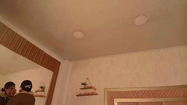 Snapshot of Madhison_5 chatting on 27, 5, 2026 Madhison 5 online show from 27, 5, 2026
