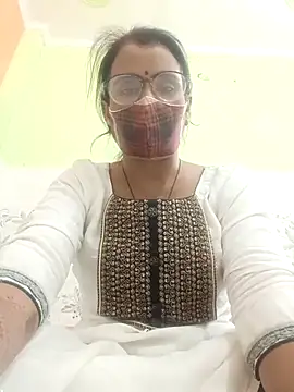 sanjana077 online show from 7, 11, 2025