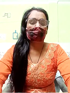 sanjana077 online show from 9, 11, 2025