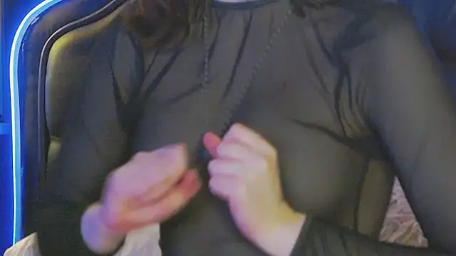 Snapshot of Ruby_de_Cherry chatting on 12, 7, 2026 Ruby de Cherry online show from 12, 7, 2026