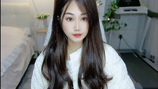 tutumissy online show from 4, 12, 2025