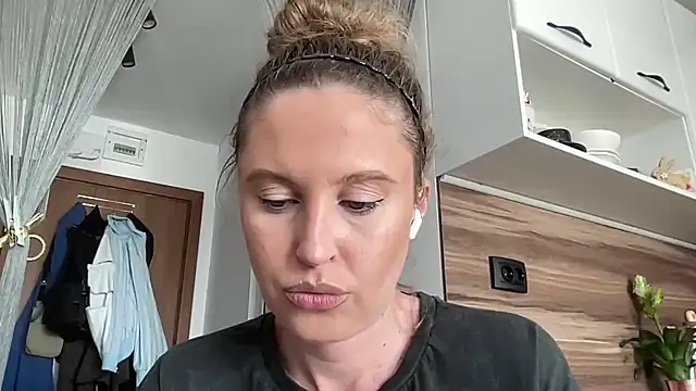 Ameli8 online show from 25, 4, 2026