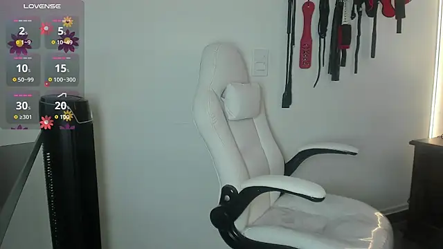  brianna11 online show from 6, 11, 2025