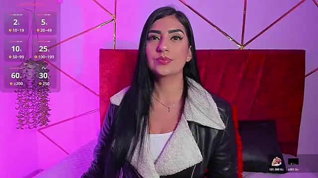 Paris Evans  online show from 13, 11, 2025