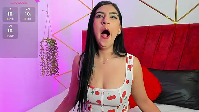 Paris Evans  online show from 26, 11, 2025