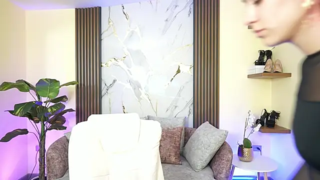 TessaaFox online show from 7, 1, 2026