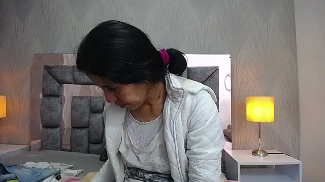GiselaZivic online show from 13, 7, 2026