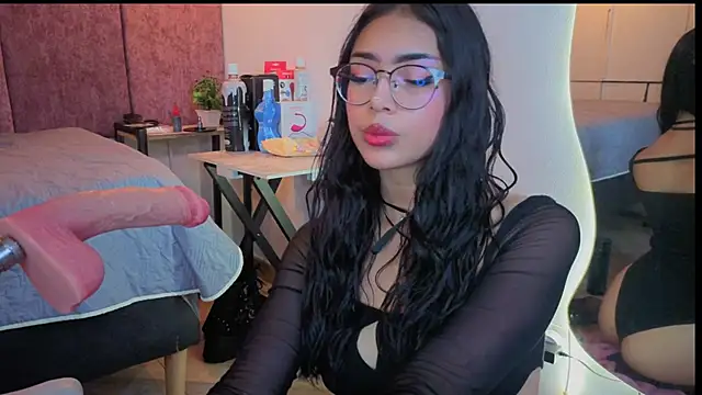  ViolletteNoir  online show from 15, 1, 2026