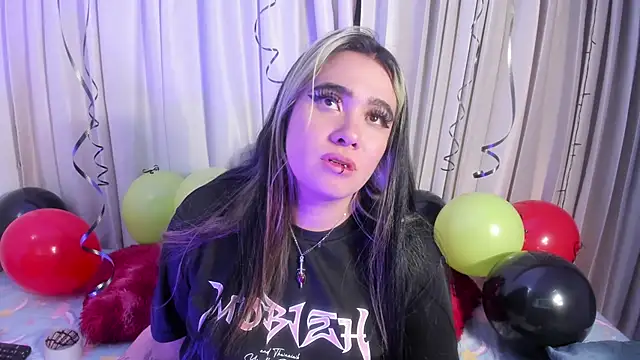 Lilith Zenith  online show from 6, 3, 2026