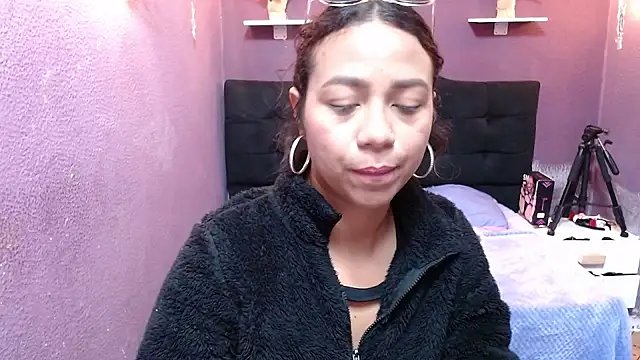 monika 256 online show from 17, 12, 2025