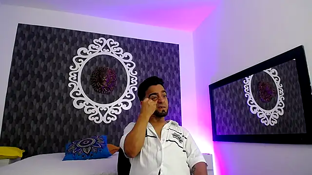 Dereck Jhonsonn online show from 7, 11, 2025