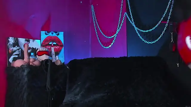 KatrinaStone online show from 17, 12, 2025