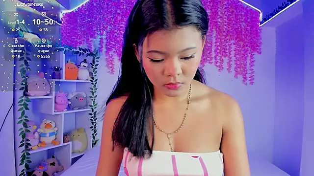 Snapshot of _hanna_sky chatting on 10, 11, 2025 hanna sky online show from 10, 11, 2025