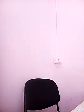 Snapshot of keilaJhonsom1 chatting on 13, 11, 2025 keilaJhonsom1 online show from 13, 11, 2025