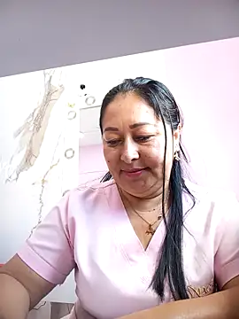 Snapshot of keilaJhonsom1 chatting on 25, 11, 2025 keilaJhonsom1 online show from 25, 11, 2025