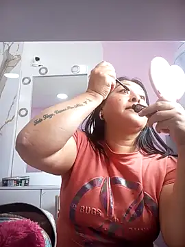 Snapshot of keilaJhonsom1 chatting on 29, 11, 2025 keilaJhonsom1 online show from 29, 11, 2025