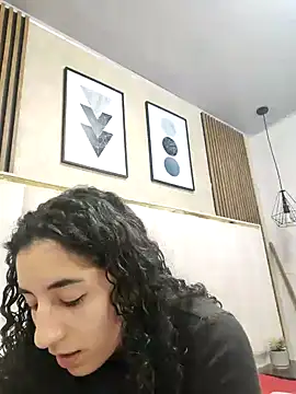 DemiJones  online show from 13, 11, 2025