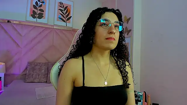 Snapshot of DemiJones_ chatting on 6, 2, 2026 DemiJones online show from 6, 2, 2026