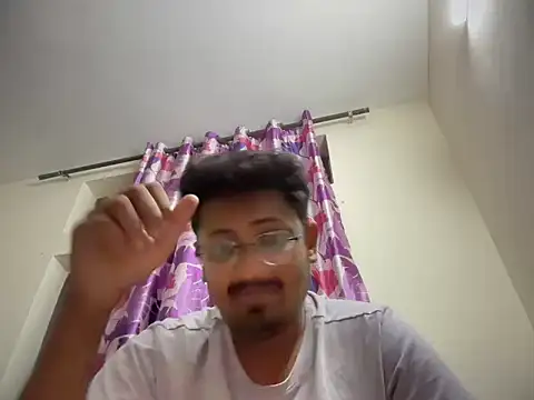 Snapshot of Your_yash2 chatting on 6, 11, 2025 Your yash2 online show from 6, 11, 2025