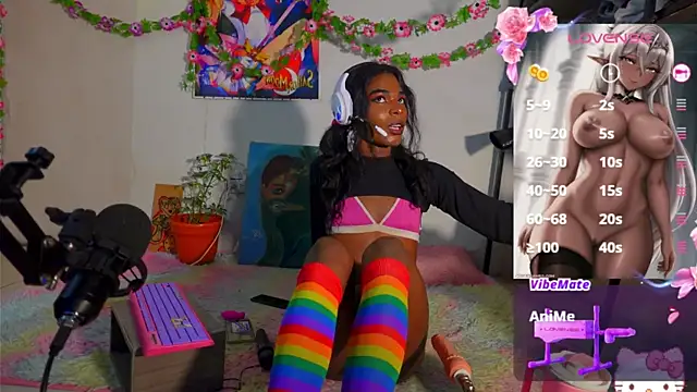 Snapshot of Goddess__Effy chatting on 20, 11, 2025 Goddess Effy online show from 20, 11, 2025